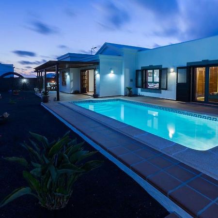Villa el Faro Playa Blanca  Exterior foto
